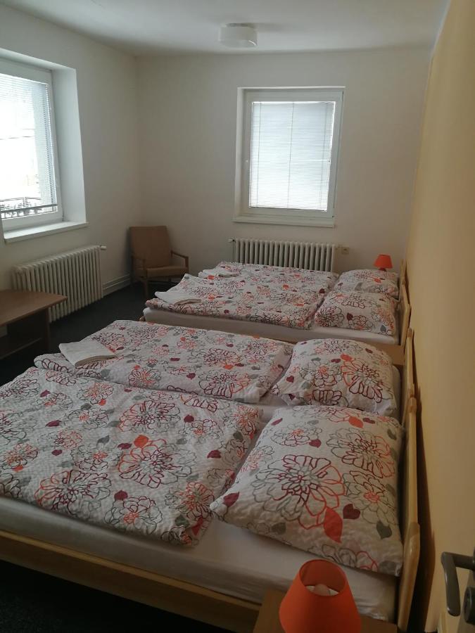 Penzion U Kluju Vestin Екстериор снимка